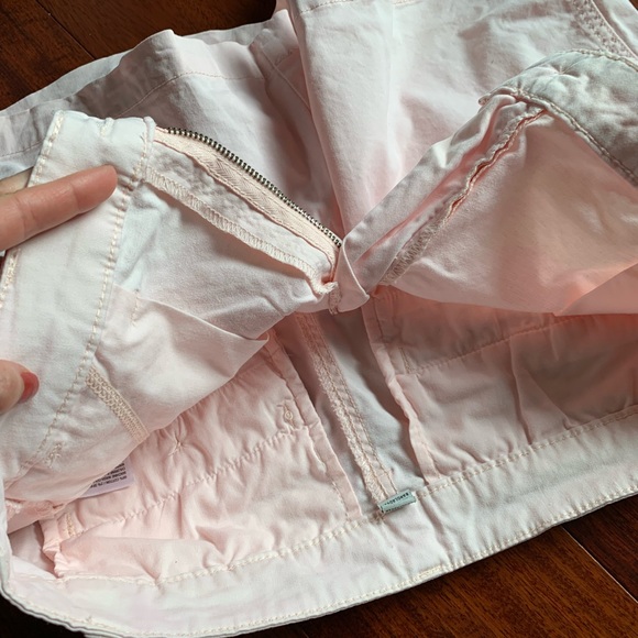 Simple Pale Pink Cotton Shorts, Size 6 - Picture 5 of 16